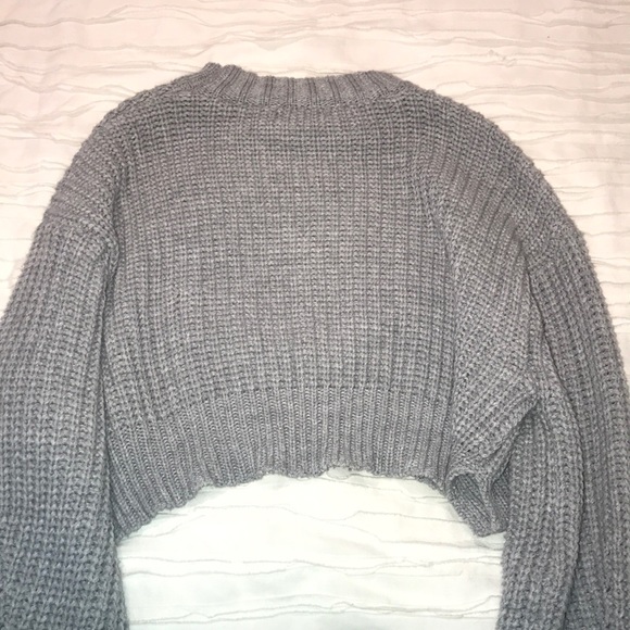 Grey cropped sweater - Picture 2 of 3